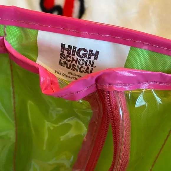 High School Musical makeup/travel case - Picture 3 of 5